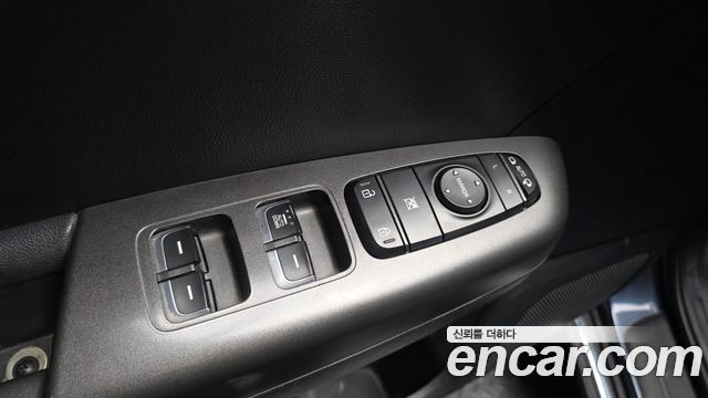 Kia Sportage 2018 — photo 14