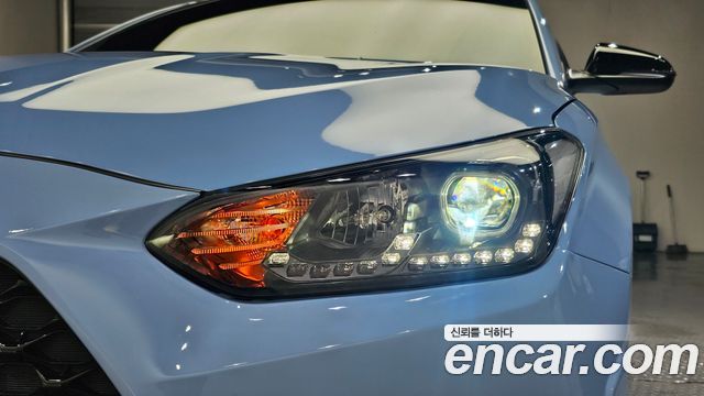 Hyundai Veloster 2020 — photo 8