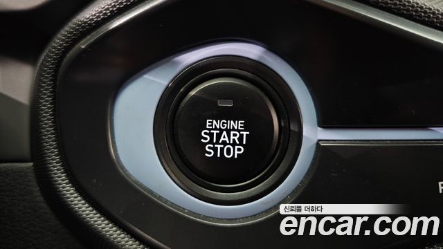 Hyundai Veloster 2020 — photo 30