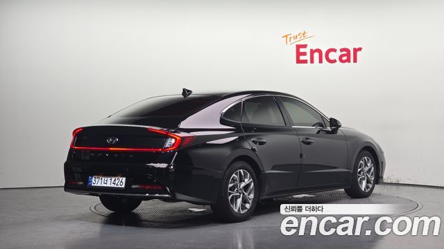 Hyundai Sonata 2022 — photo 2