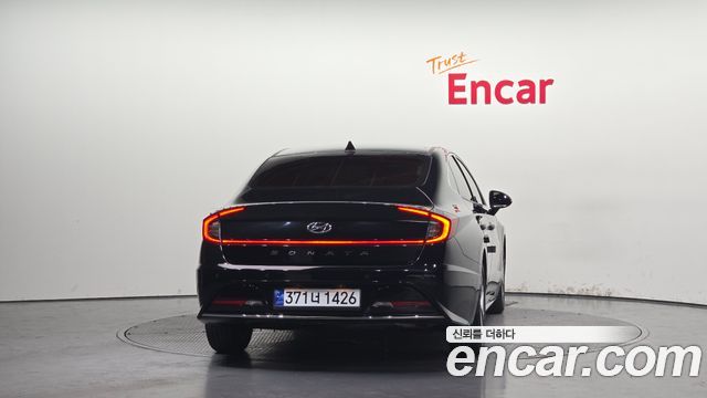 Hyundai Sonata 2022 — photo 4