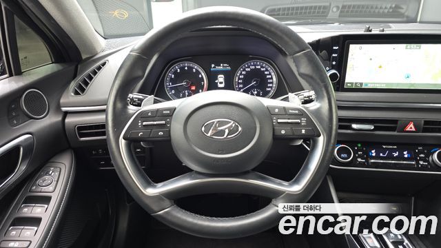 Hyundai Sonata 2022 — photo 21