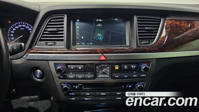 Hyundai Genesis 2016 — photo 12