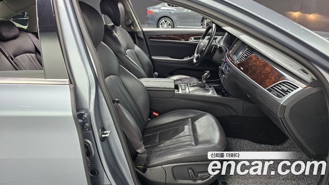 Hyundai Genesis 2016 — photo 18