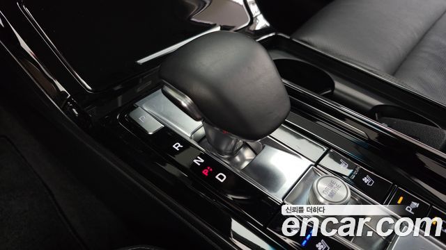 Kia K7 2020 — photo 9