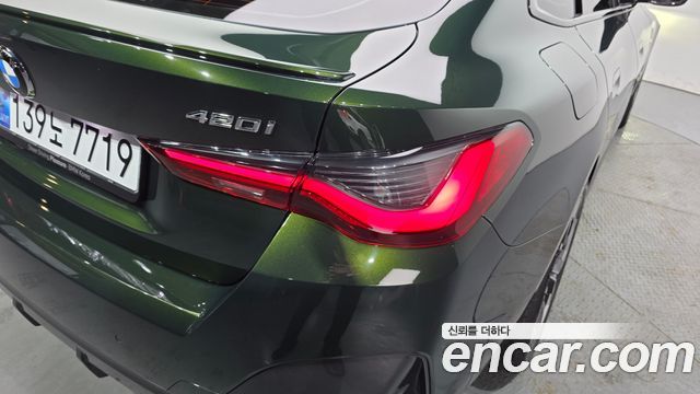 BMW 4-Series 2024 — photo 9