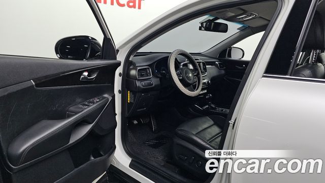 Kia Sorento 2015 — photo 13