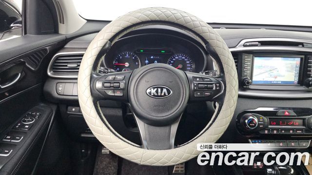 Kia Sorento 2015 — photo 21