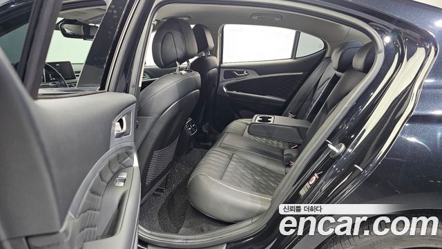 Genesis G70 2019 — photo 18