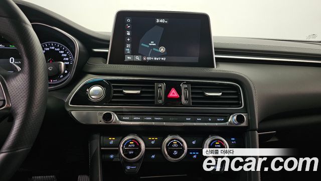 Genesis G70 2019 — photo 19