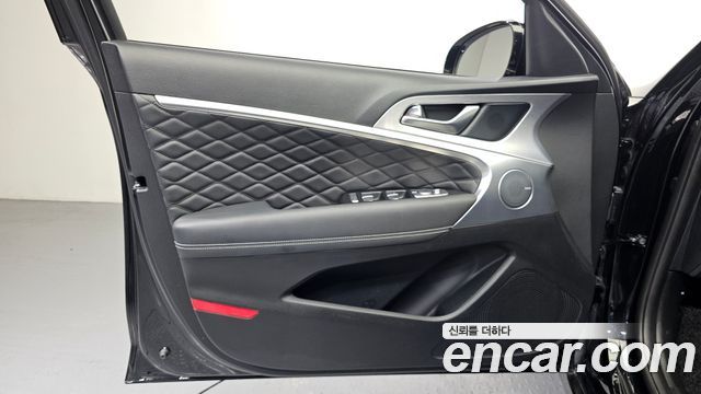 Genesis G70 2019 — photo 14