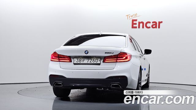 BMW 5-Series 2018 — photo 4