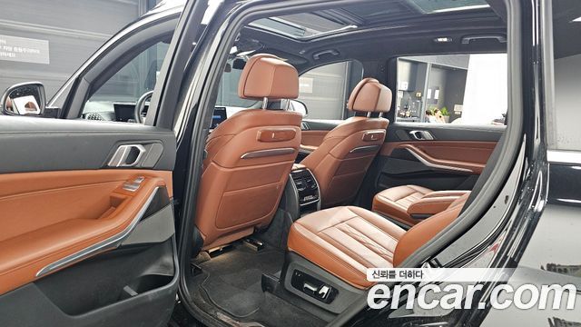 BMW X7 2025 — photo 11