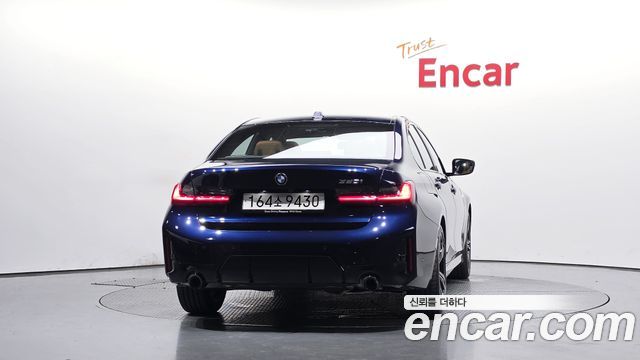 BMW 3-Series 2025 — photo 4