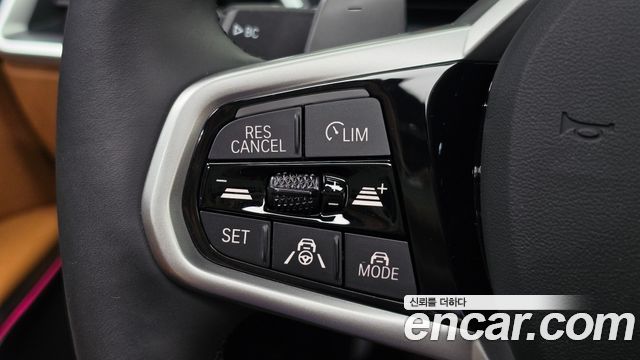BMW 3-Series 2025 — photo 19