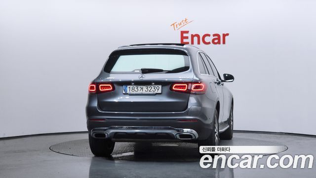 Mercedes-Benz GLC-Class 2021 — photo 4