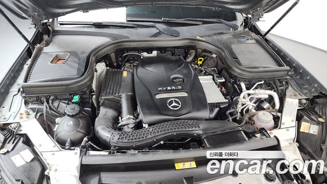 Mercedes-Benz GLC-Class 2021 — photo 6