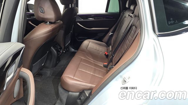 BMW X4 2025 — photo 17