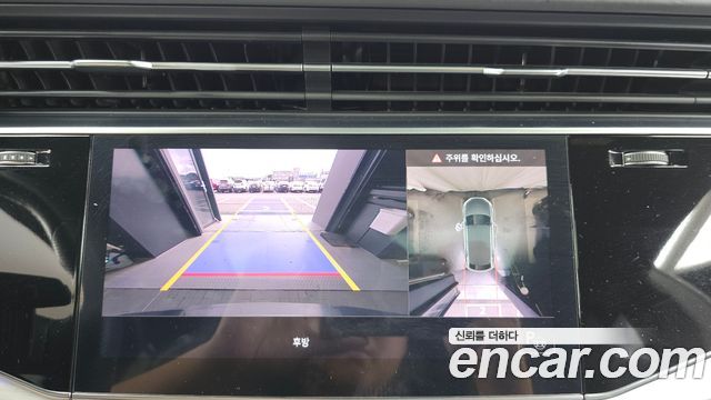 Audi Q8 2021 — photo 15