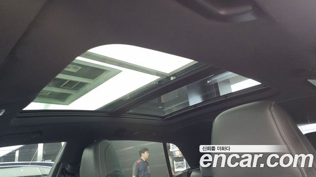 Audi Q8 2021 — photo 18