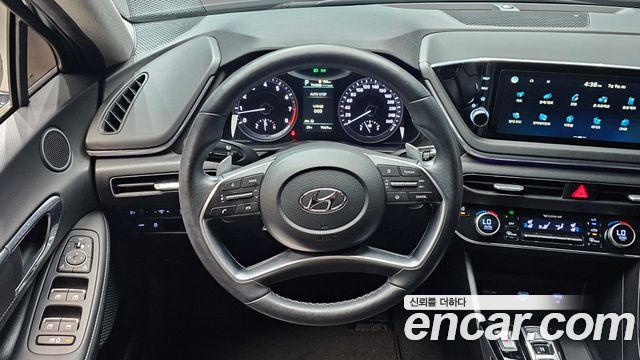 Hyundai Sonata 2022 — photo 19