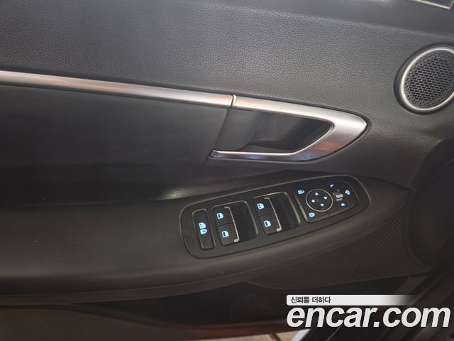 Hyundai Sonata 2021 — photo 13