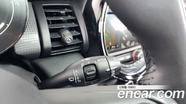Mini Cooper 2021 — photo 27