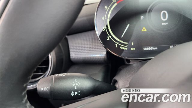 Mini Cooper 2021 — photo 29