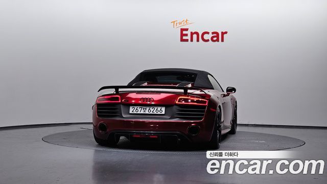 Audi R8 2013 — photo 4