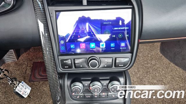 Audi R8 2013 — photo 12
