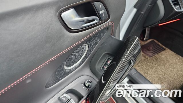 Audi R8 2013 — photo 16