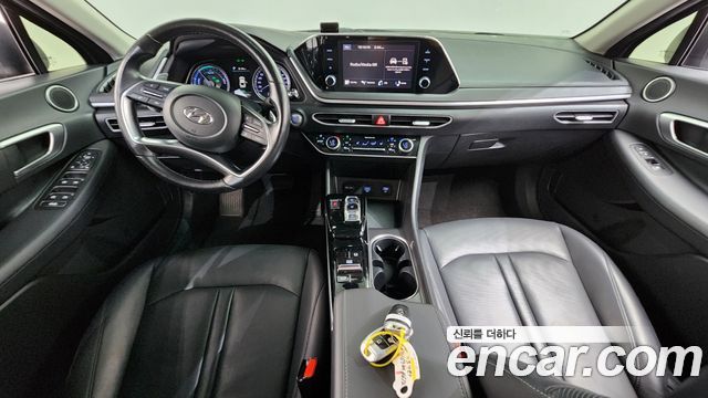 Hyundai Sonata 2022 — photo 10
