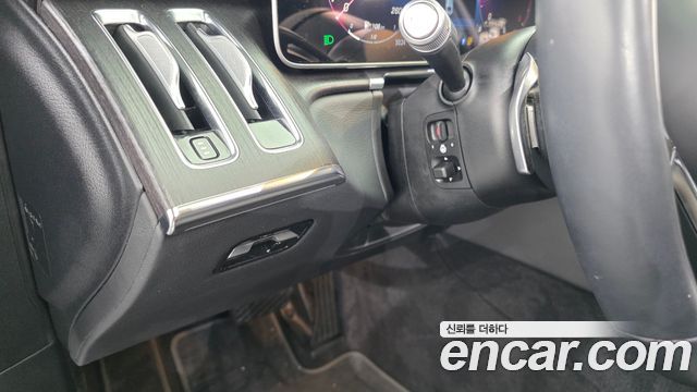 Mercedes-Benz S-Class 2021 — photo 25