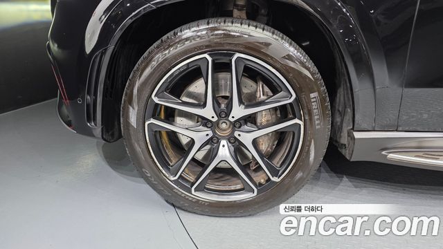 Mercedes-Benz GLE-Class 2022 — photo 5
