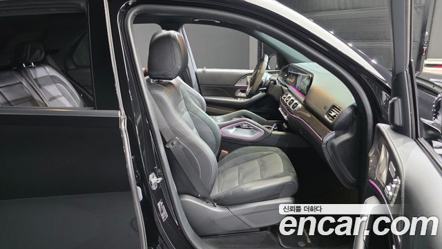 Mercedes-Benz GLE-Class 2022 — photo 17