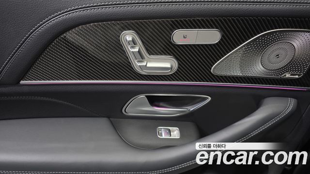 Mercedes-Benz GLE-Class 2022 — photo 15