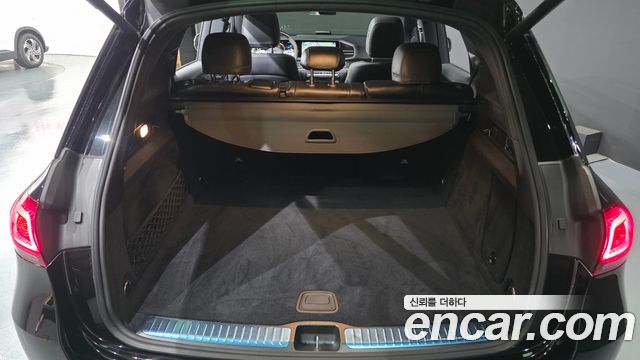 Mercedes-Benz GLE-Class 2022 — photo 37