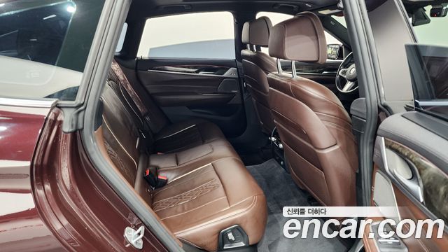 BMW Gran Turismo 2019 — photo 11