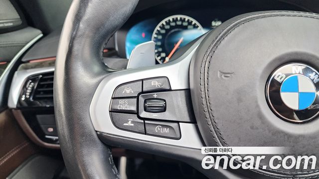 BMW Gran Turismo 2019 — photo 17