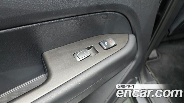 KG Mobility Rexton 2019 — photo 28