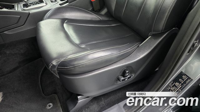 KG Mobility Rexton 2019 — photo 31
