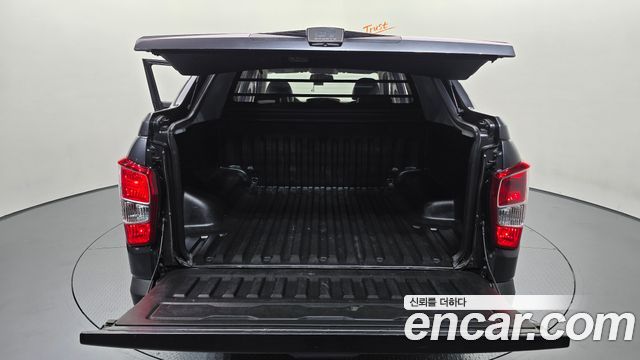 KG Mobility Rexton 2019 — photo 33