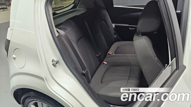 Chevrolet Korea Aveo 2016 — photo 12