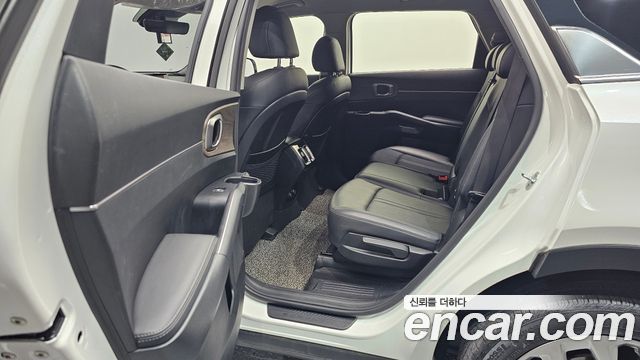 Kia Sorento 2021 — photo 16