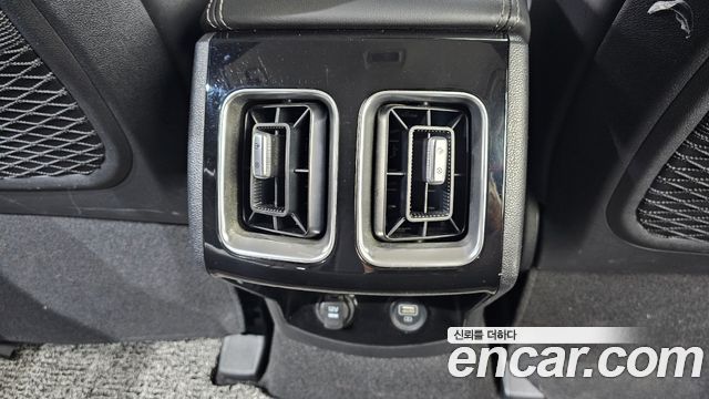 Kia Sorento 2021 — photo 28