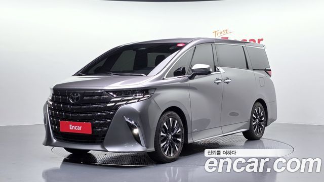 Toyota Alphard 2025 — photo 1