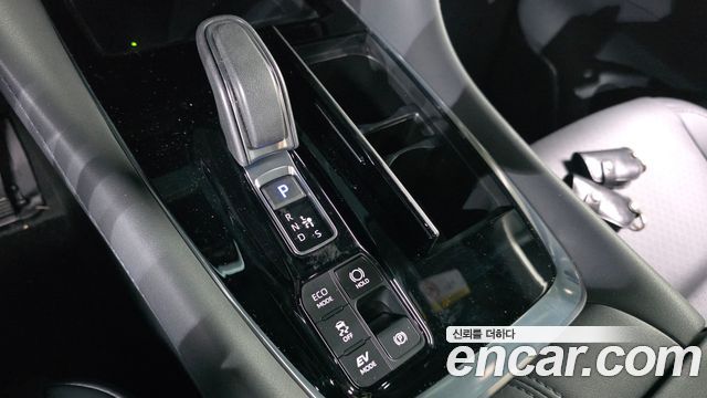 Toyota Alphard 2025 — photo 12