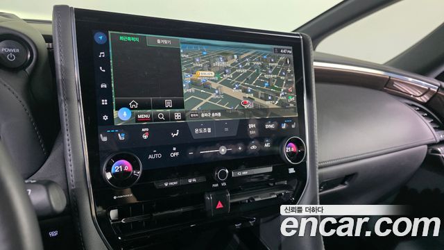 Toyota Alphard 2025 — photo 19