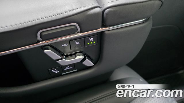 Toyota Alphard 2025 — photo 30