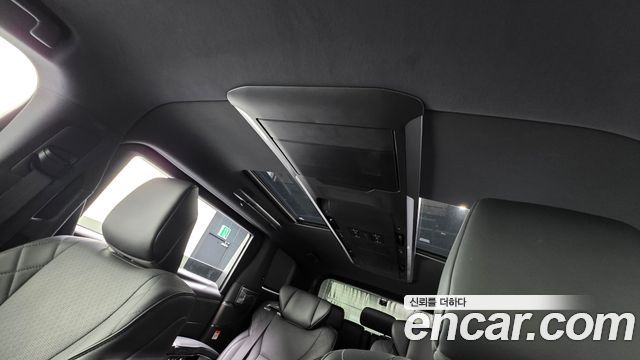 Toyota Alphard 2025 — photo 35